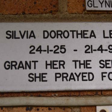 LEVETT Silvia Dorothea 1925-1996