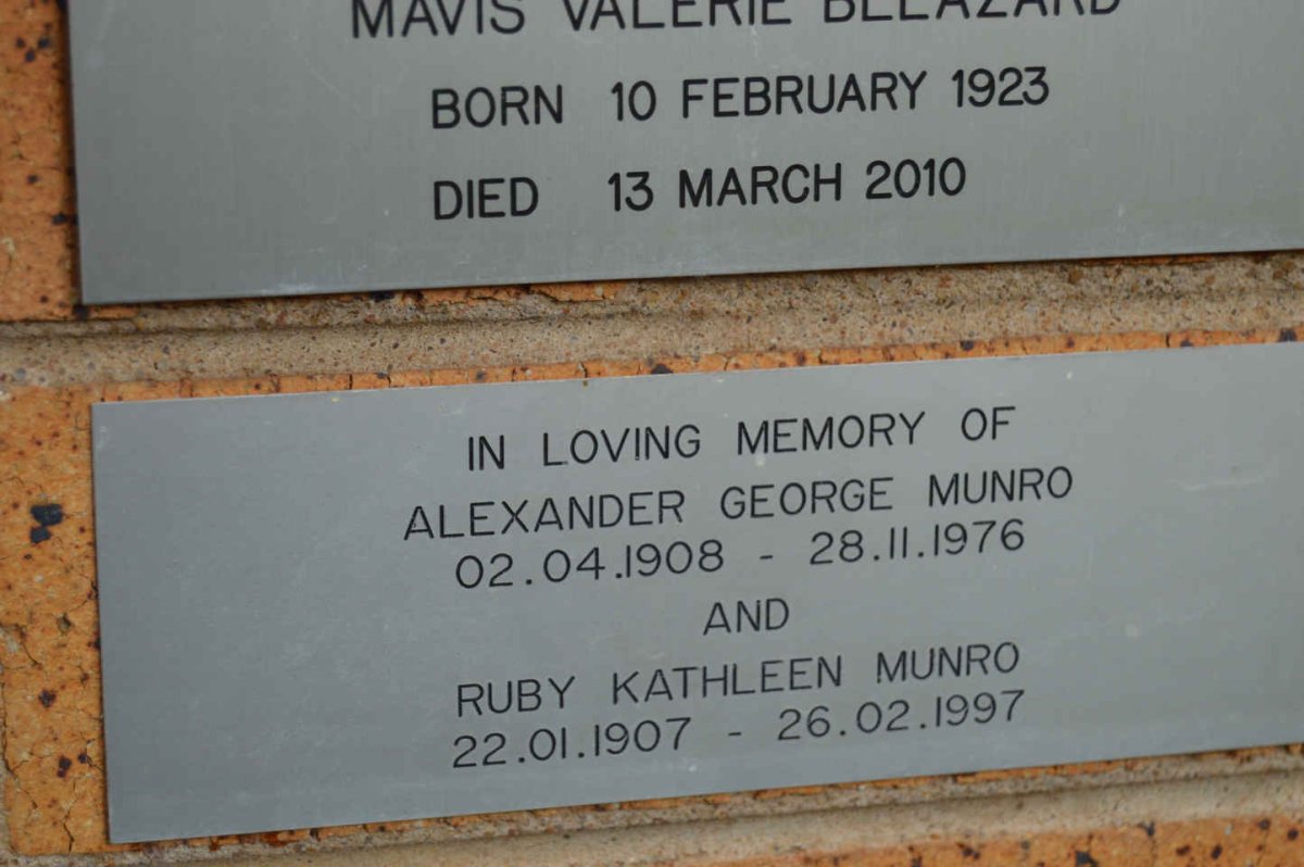 MUNRO Alexander George 1908-1976 &amp; Ruby Kathleen 1907-1997