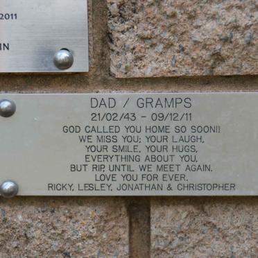 RENNIE Ian Leslie 1943-2011