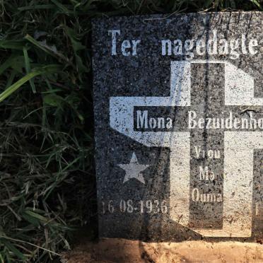 BEZUIDENHOUT Mona 1936-2009