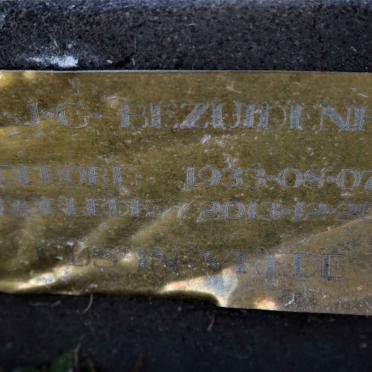 BEZUIDENHOUT Jan J.G. 1933-2013