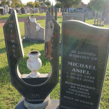 MASILELA Michael Asiel 1934-2006