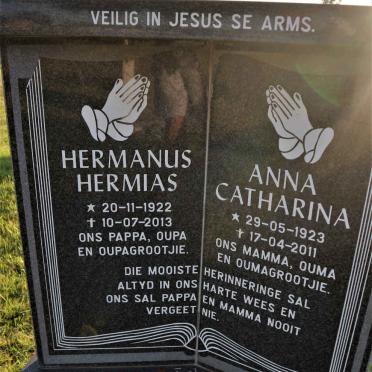 NIEUWOUDT Hermanus Hermias 1922-2013 &amp; Anna Catharina 1923-2011