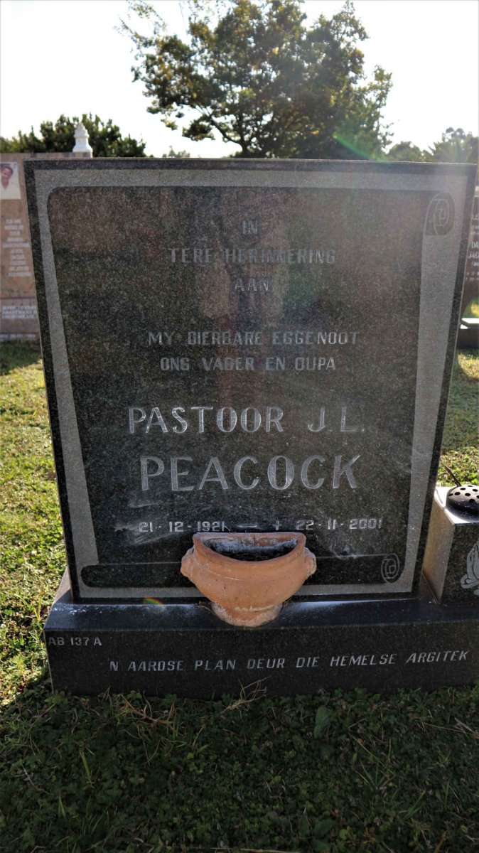 PEACOCK J.L. 1921-2001
