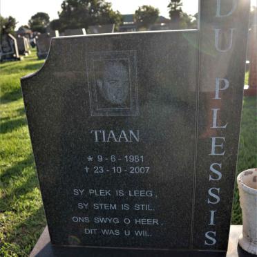 PLESSIS Tiaan, du 1981-2007