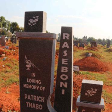 R - Vanne :: Surnames - R