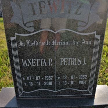 TEWITZ Petrus J. 1952-2014 &amp; Janetta P. 1957-2010