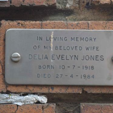 JONES Delia Evelyn 1918-1984
