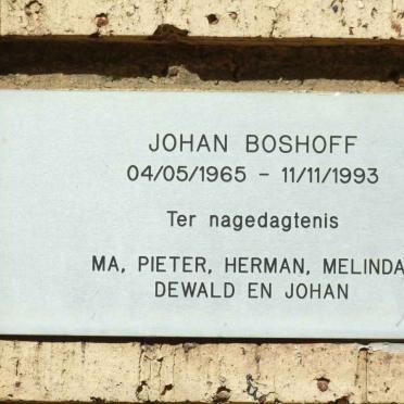 Gauteng, BENONI, Benoni-Noord, NG Kerk, Gedenkmuur