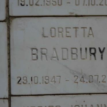 BRADBURY Loretta 1947-2001