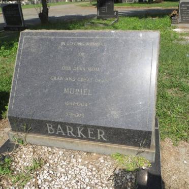 BARKER Muriel 1904-1979