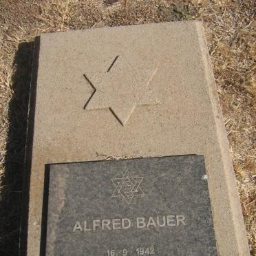 BAUER Alfred -1942