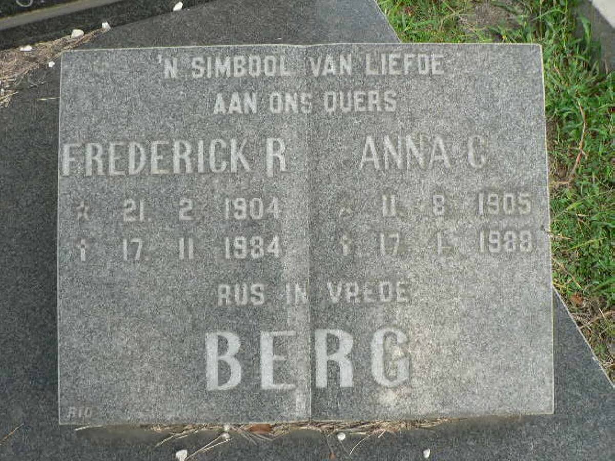 BERG Frederick R. 1904-1984 &amp; Anna C. 1905-1988