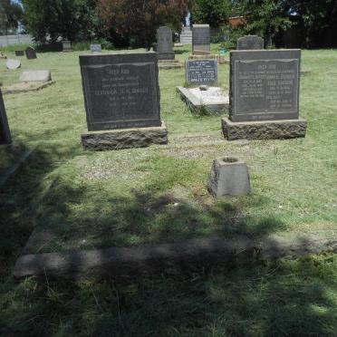 BURGER Johannes L. 1880-1962 &amp; Anna G. GOOSEN 1879-1957 :: BURGER Gertruida S.H. 1883-1970