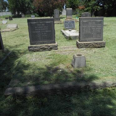 BURGER Johannes L. 1880-1962 &amp; Anna G. GOOSEN 1879-1957 :: BURGER Gertruida S.H. 1883-1970