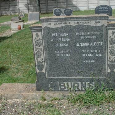 BURNS Hendrik Albert 1884-1956 &amp; Hendrina Wilhelmina Fredrika 1877-1971