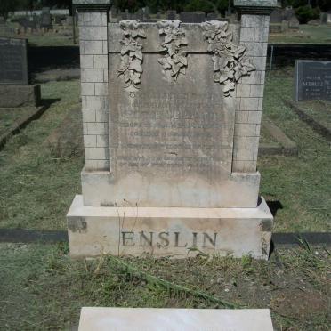 ENSLIN Pieter J.B. 1878-1937 &amp; Anna Sophia Johanna ??-1962