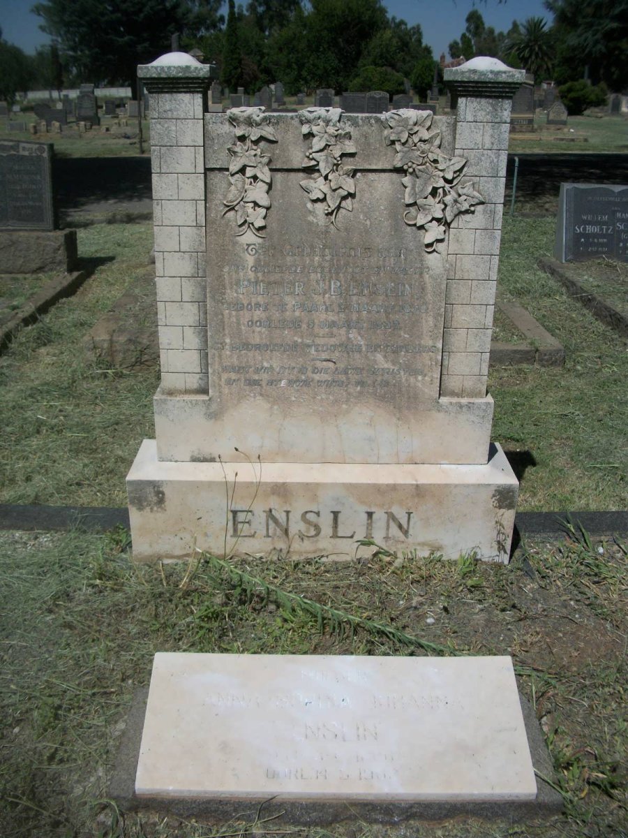 ENSLIN Pieter J.B. 1878-1937 &amp; Anna Sophia Johanna ??-1962