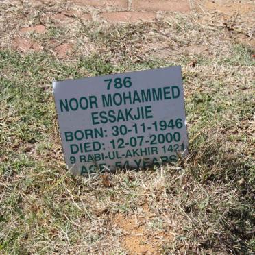 ESSAKJIE Noor Mohammed 1946-2000