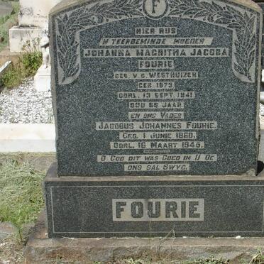 FOURIE Jacobus Johannes 1880-1945 &amp; Johanna Magritha V. D. WESTHUIZEN 1873-1941