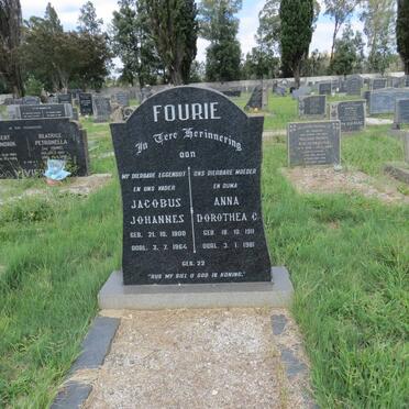 FOURIE Jacobus Johannes 1900-1964 &amp; Anna Dorothea C. 1911-1981