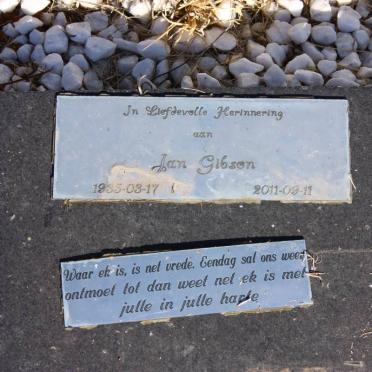 GIBSON Jan 1935-2011 &amp; Florence Catharine 1941-1988