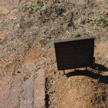 HASSIM Khafua Ismail 1932-1997