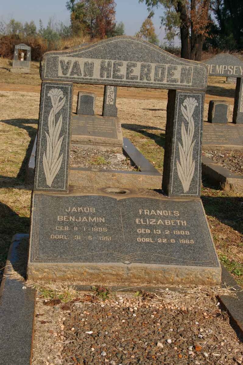 HEERDEN Jakob Benjamin, van 1895-1951 &amp; Frances Elizabeth 1908-1965