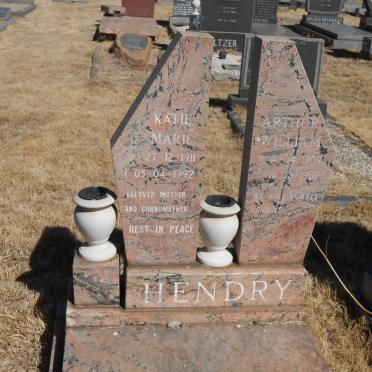 HENDRY Arthur William 1909-1989 &amp; Katie Marie 1911-1992