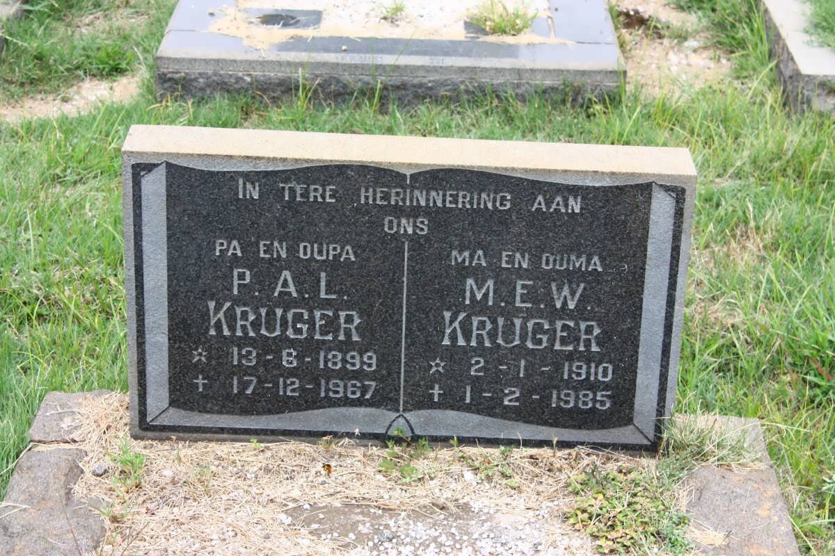 KRUGER P.A.L. 1899-1967 &amp; M.E.W. 1910-1985