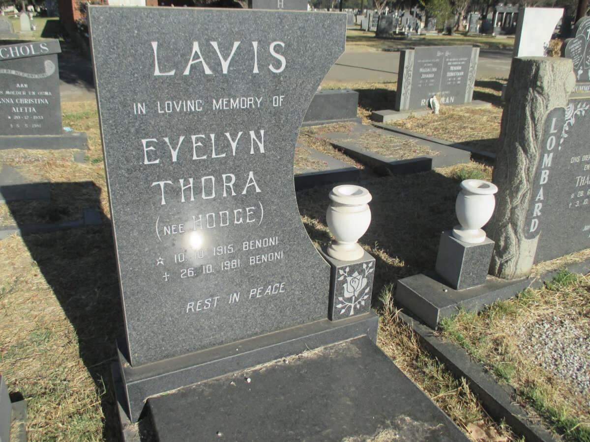LAVIS Evelyn Thora nee HODGE 1915-1981