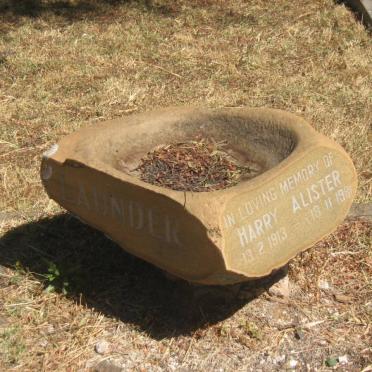 LAUNDER Harry Alister 1913-1981