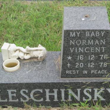 LESCHINSKY Norman Vincent 1976-1976