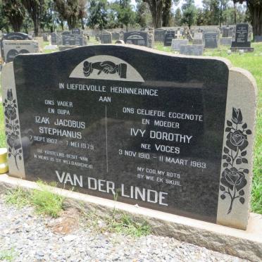 LINDE Izak Jacobus Stephanus, van der 1907-1979 &amp; Ivy Dorothea VOGES 1910-1963