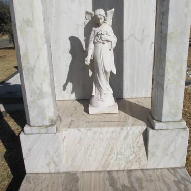 MAKHOBA Sybil Sibusisu 1946-1999