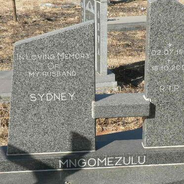 MNGOMEZULU Sydney 1966-2006