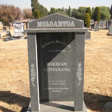 MOLOANTOA Marriam Kunyamang 1914-1998