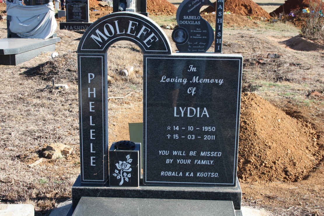 MOLEFE Lydia Phelele 1950-2011