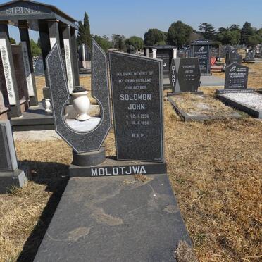 MOLOTJWA Solomon John 1956-1998