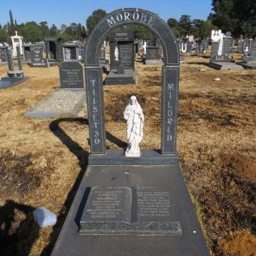 MOROBE Tiisetso Mildred 1984-2005