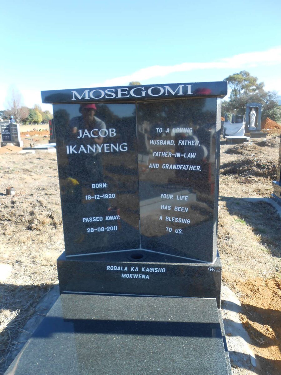 MOSEGOMI Jacob Ikanyeng 1920-2011