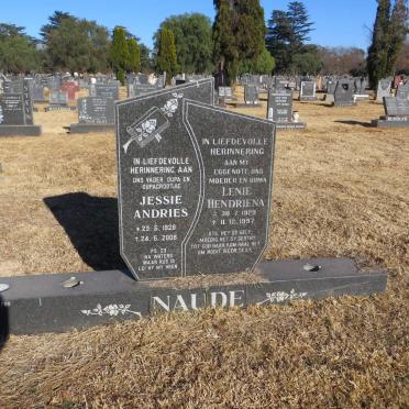 NAUDE Jessie Andries 1928-2006 &amp; Lenie Hendriena 1929-1997