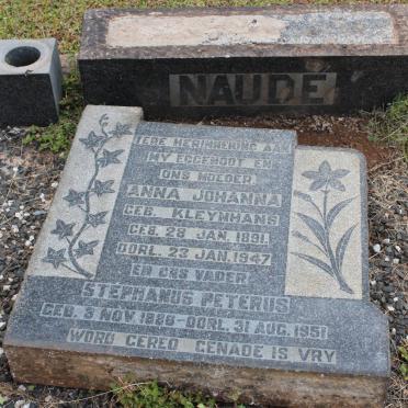 NAUDE Stephanus Peterus 1886-1951 &amp; Anna Johanna KLEYNHANS 1891-1947