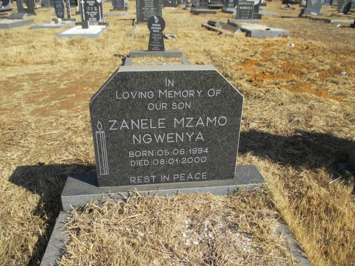 NGWENYA Zanele Mzamo 1994-2000