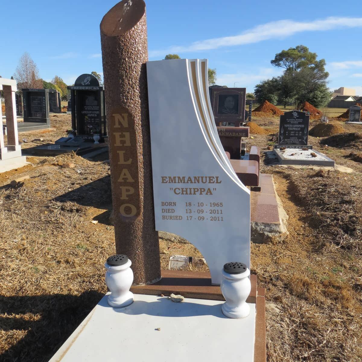 NHLAPO Emmanuel 1965-2011