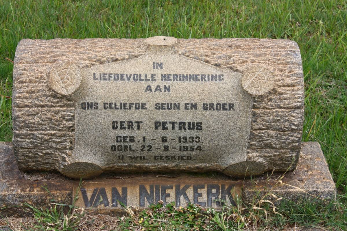 NIEKERK Gert Petrus 1933-1954