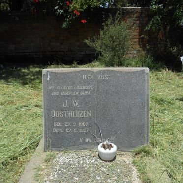 OOSTHUIZEN J.W.  1907-1957