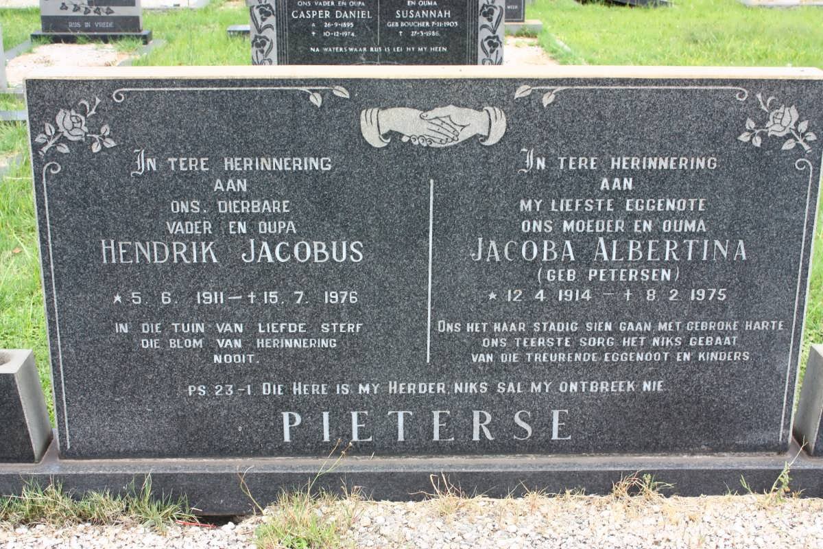 PIETERSE Hendrik Jacobus 1911-1976 &amp; Jacoba Albertina PETERSEN 1914-1975
