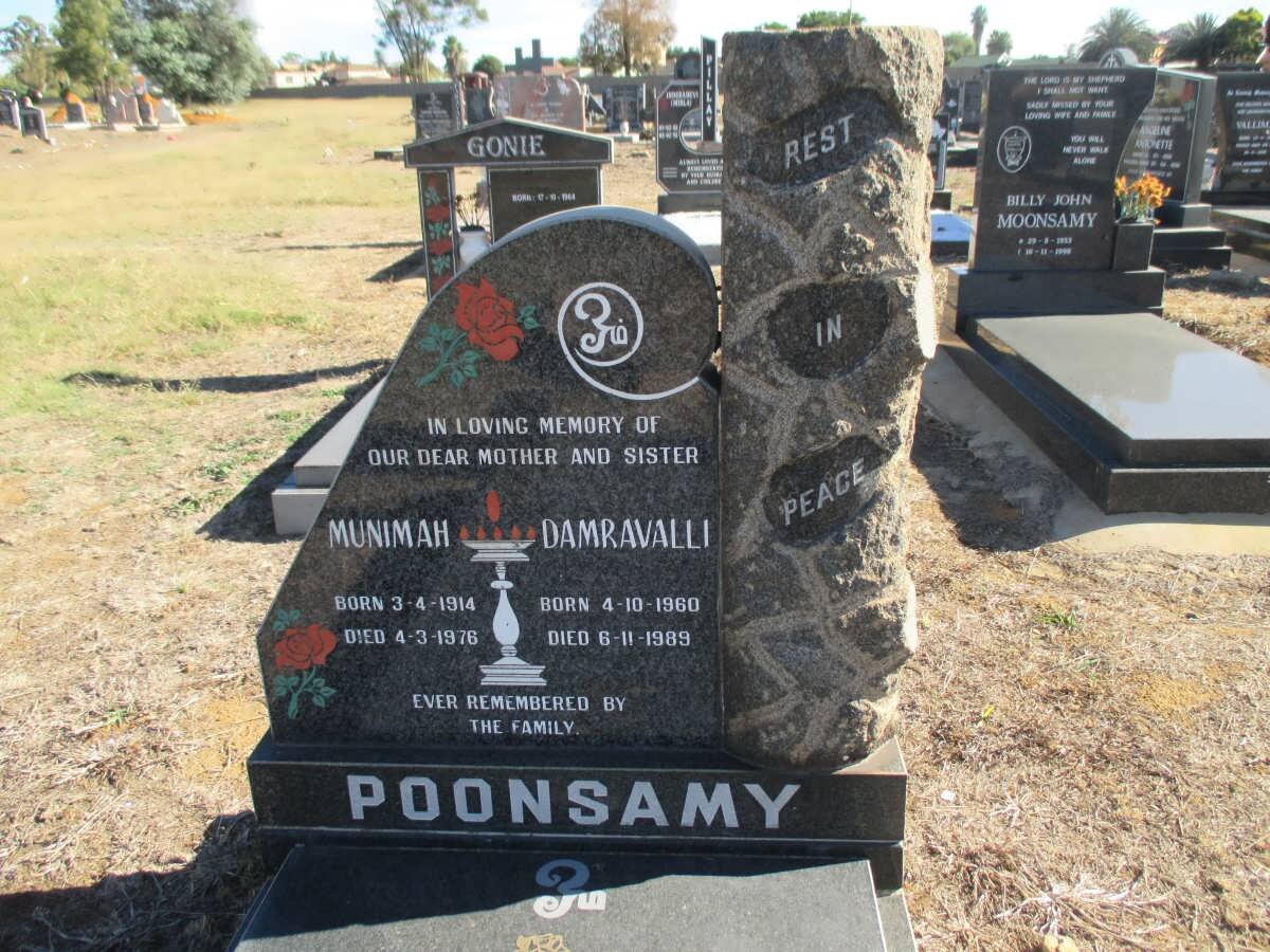 POONSAMY Munimah 1914-1976 :: POONSAMY Damravalli 1960-1989