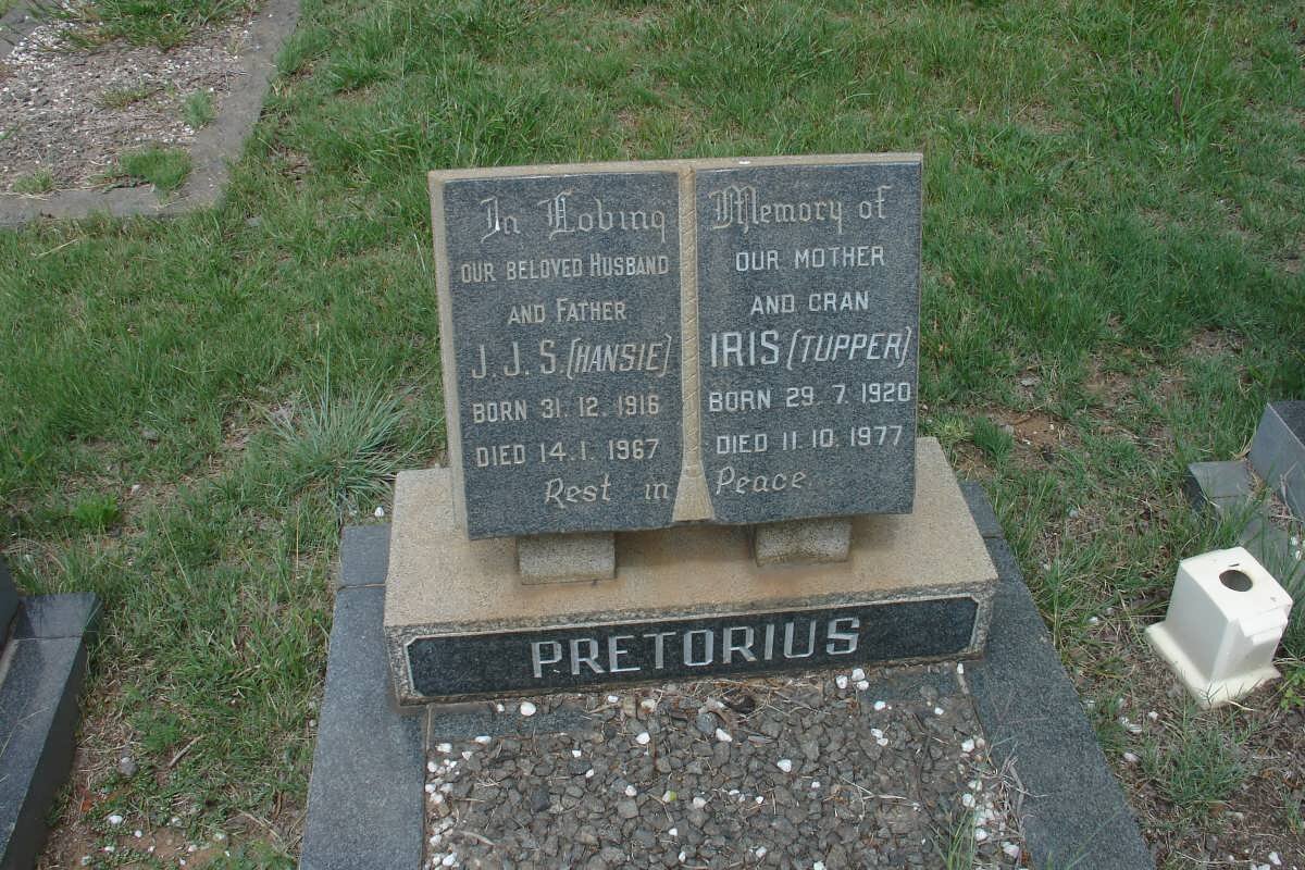 PRETORIUS J.J.S. 1916-1967 &amp; Iris 1920-1977